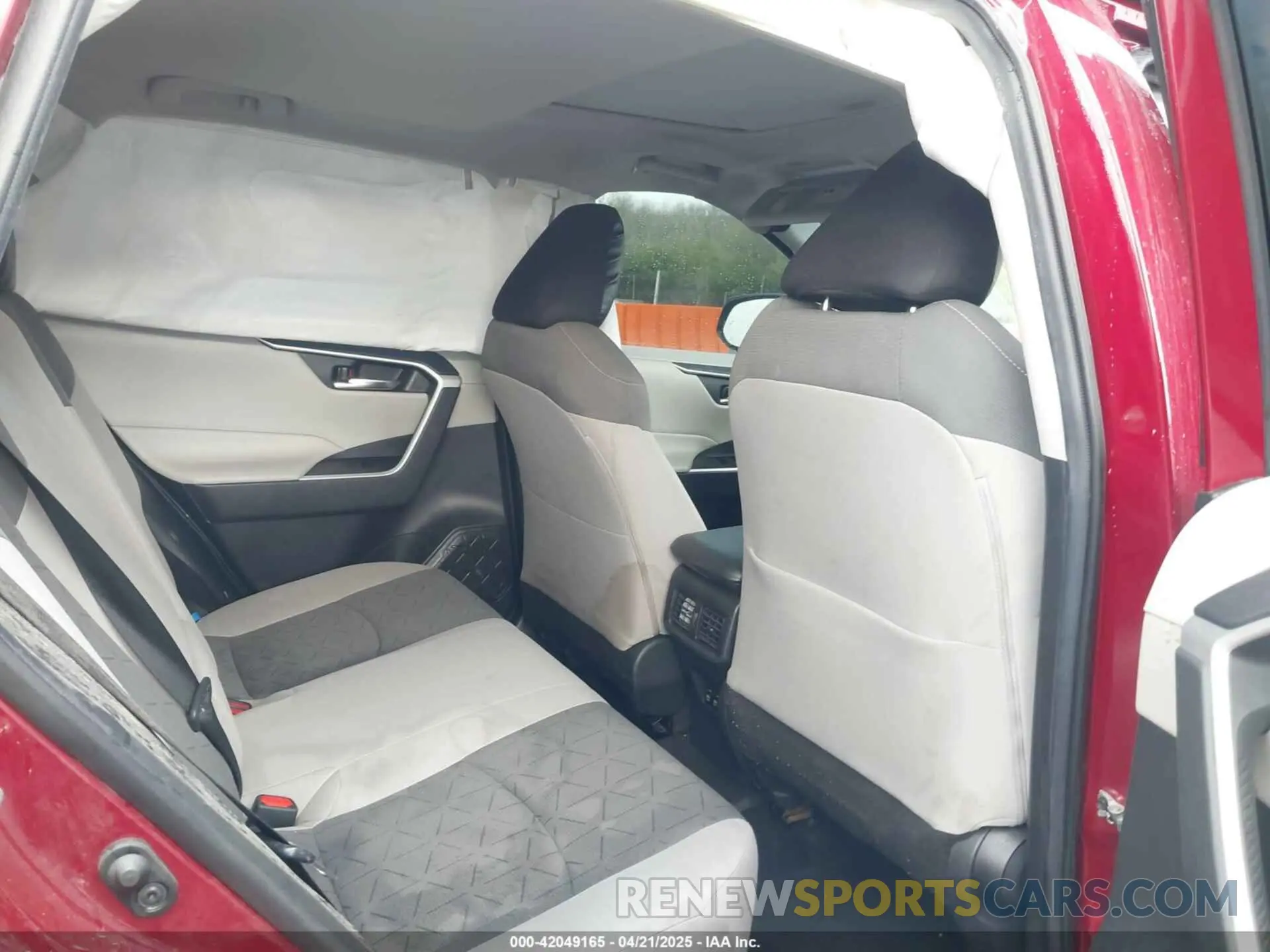 8 fotografías del automóvil dañado 2T3W1RFV1LC052043 TOYOTA RAV4 2020