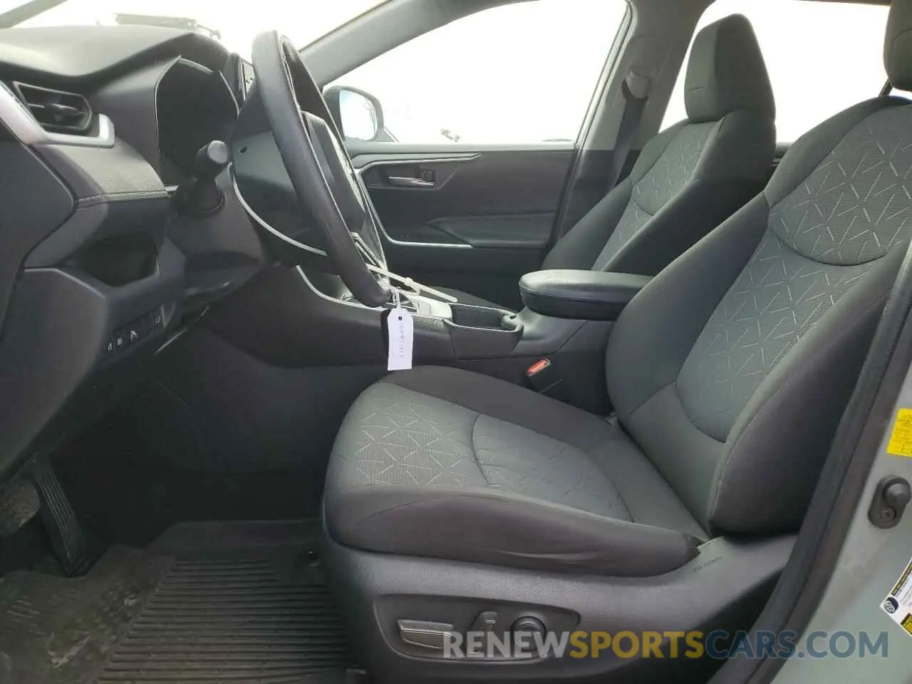 7 fotografías del automóvil dañado 2T3W1RFV1LC056819 TOYOTA RAV4 2020