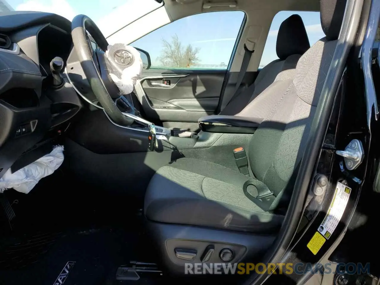 7 fotografías del automóvil dañado 2T3W1RFV1LC084071 TOYOTA RAV4 2020