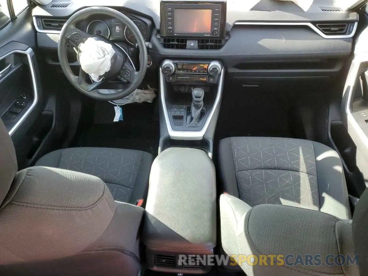 8 fotografías del automóvil dañado 2T3W1RFV1LC084071 TOYOTA RAV4 2020