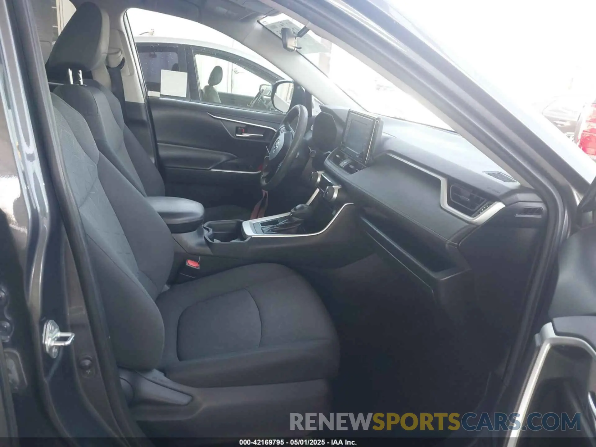 5 fotografías del automóvil dañado 2T3W1RFV1LW079645 TOYOTA RAV4 2020