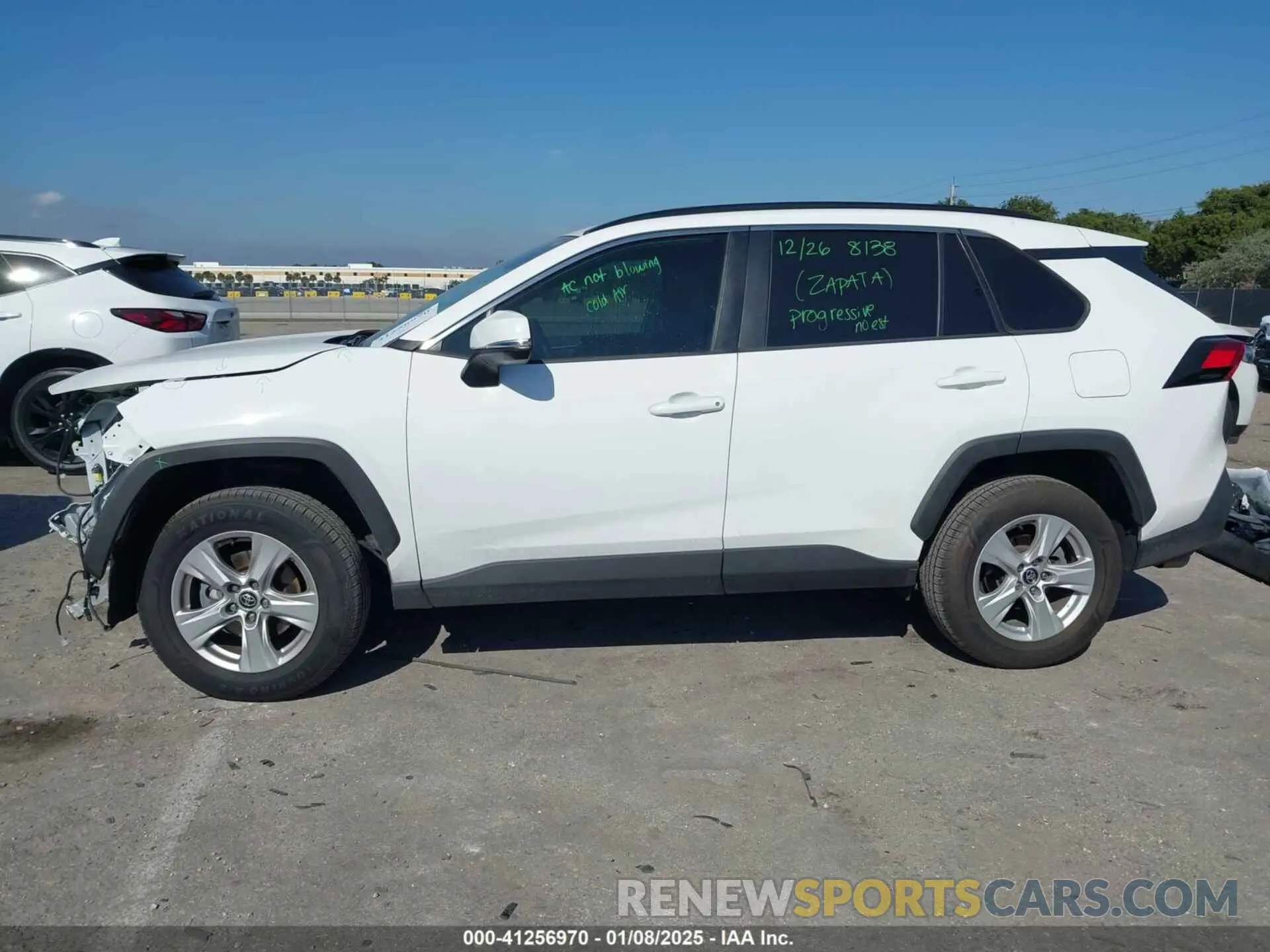 15 fotografías del automóvil dañado 2T3W1RFV2LC047577 TOYOTA RAV4 2020
