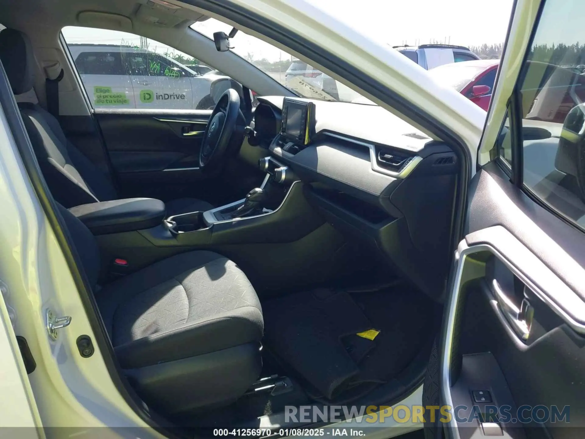 5 fotografías del automóvil dañado 2T3W1RFV2LC047577 TOYOTA RAV4 2020