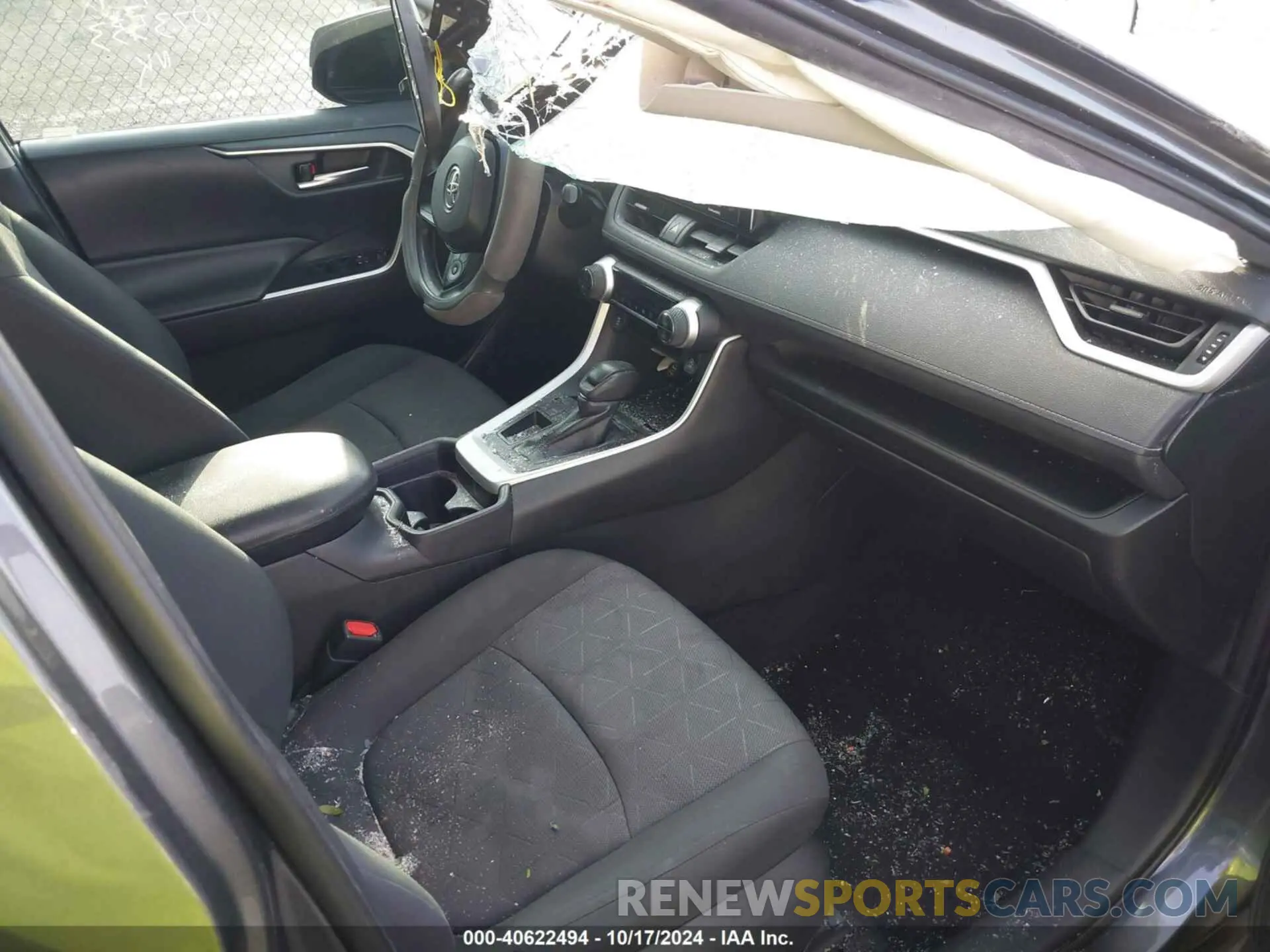 5 fotografías del automóvil dañado 2T3W1RFV2LC073533 TOYOTA RAV4 2020