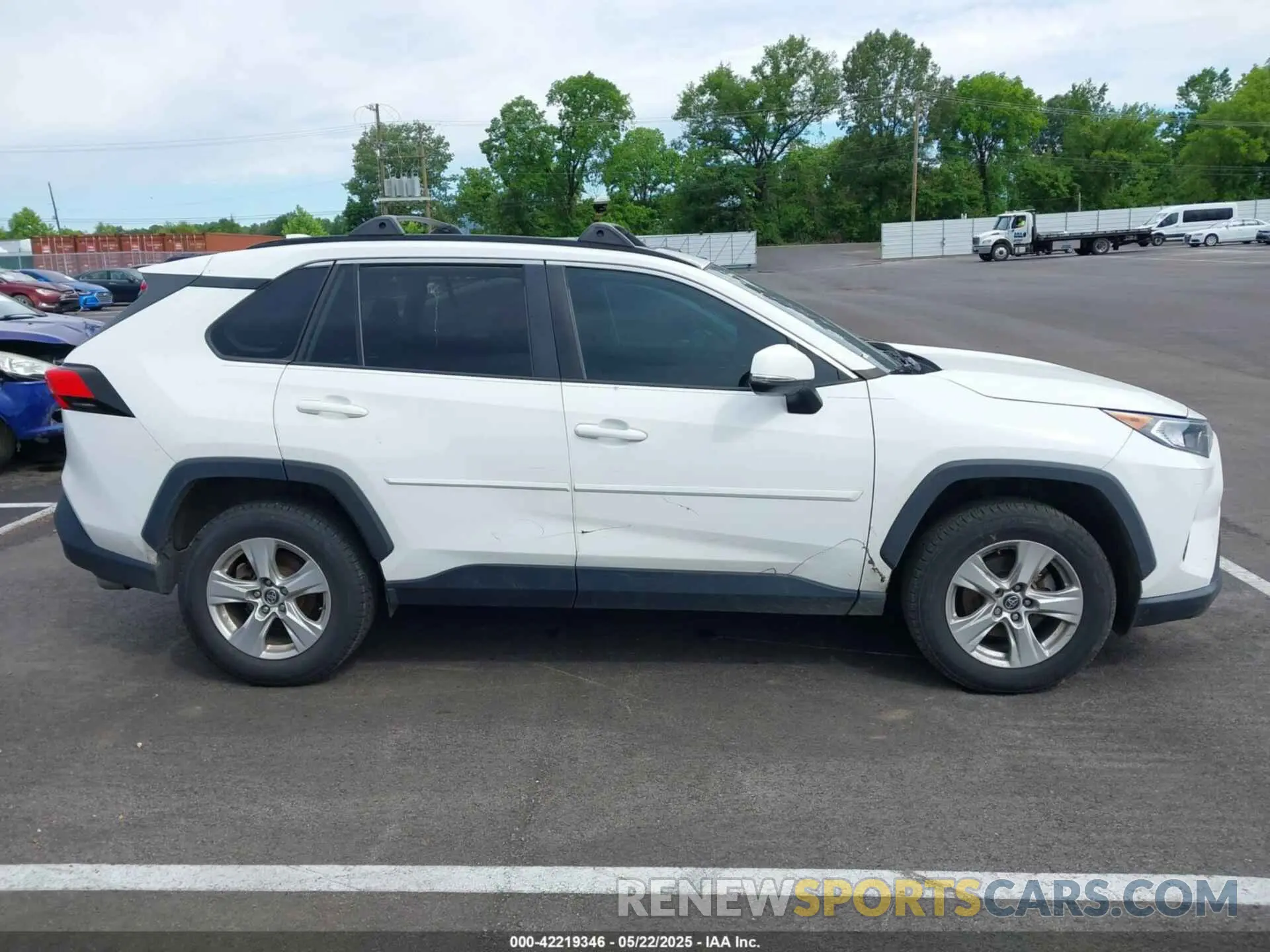 13 fotografías del automóvil dañado 2T3W1RFV2LW068363 TOYOTA RAV4 2020