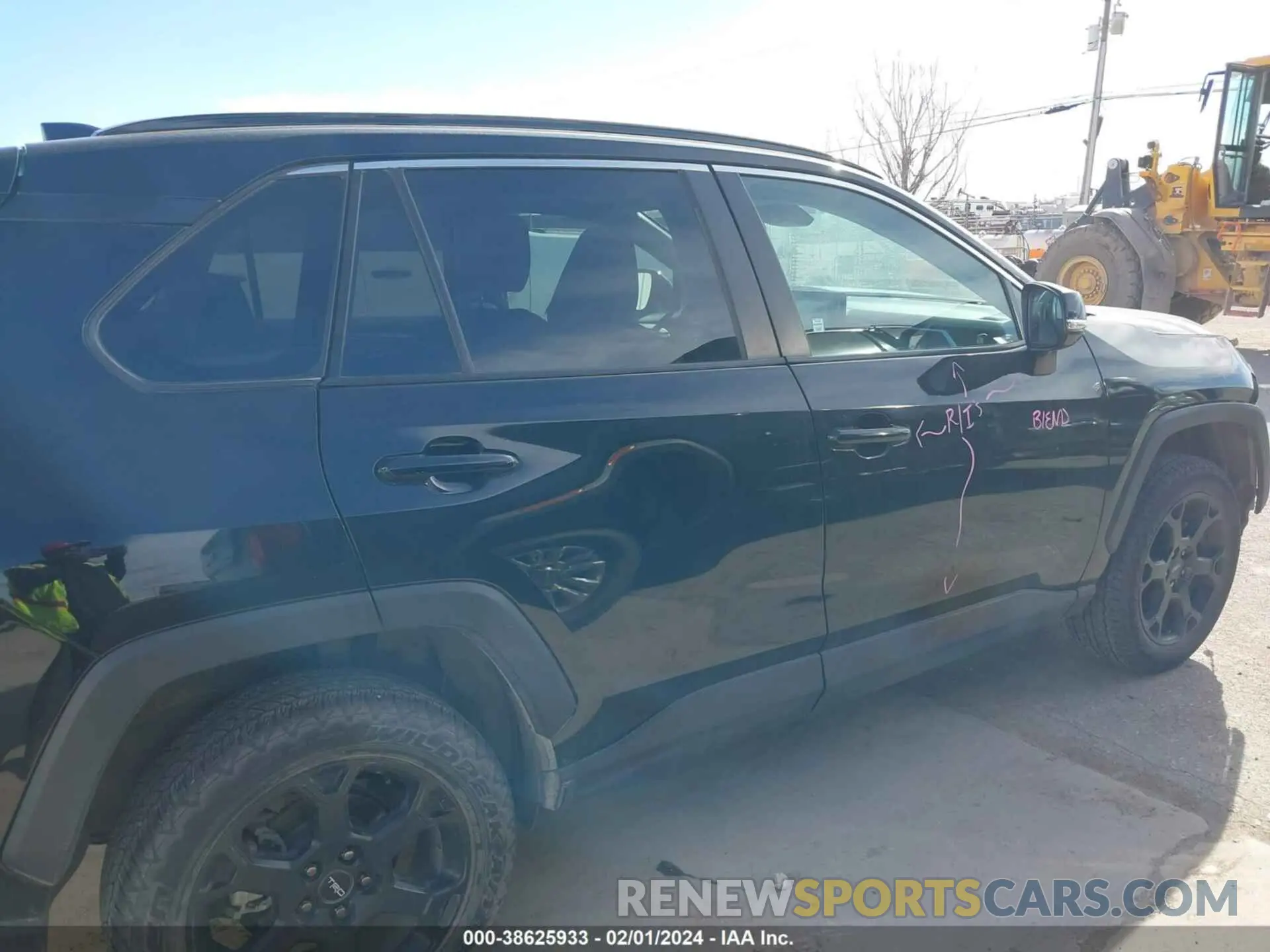 13 fotografías del automóvil dañado 2T3W1RFV2LW071974 TOYOTA RAV4 2020