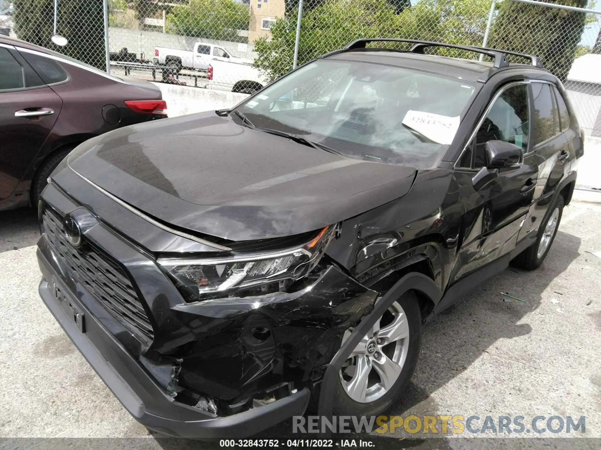 2 fotografías del automóvil dañado 2T3W1RFV3LW082286 TOYOTA RAV4 2020