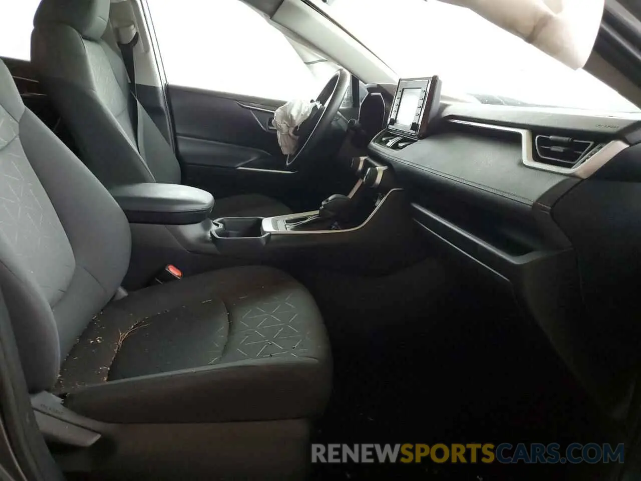5 fotografías del automóvil dañado 2T3W1RFV4LC034989 TOYOTA RAV4 2020