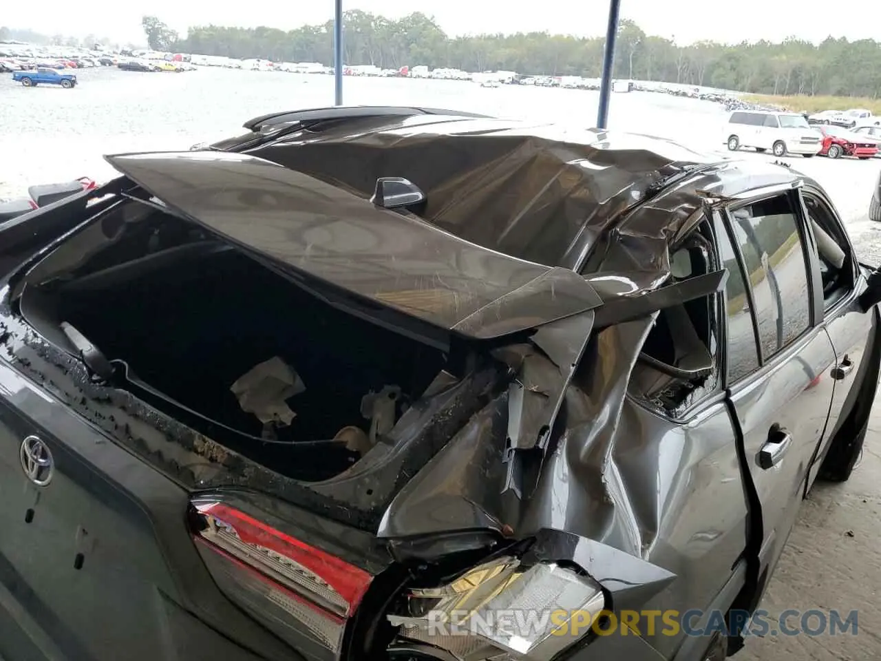 9 fotografías del automóvil dañado 2T3W1RFV4LC034989 TOYOTA RAV4 2020