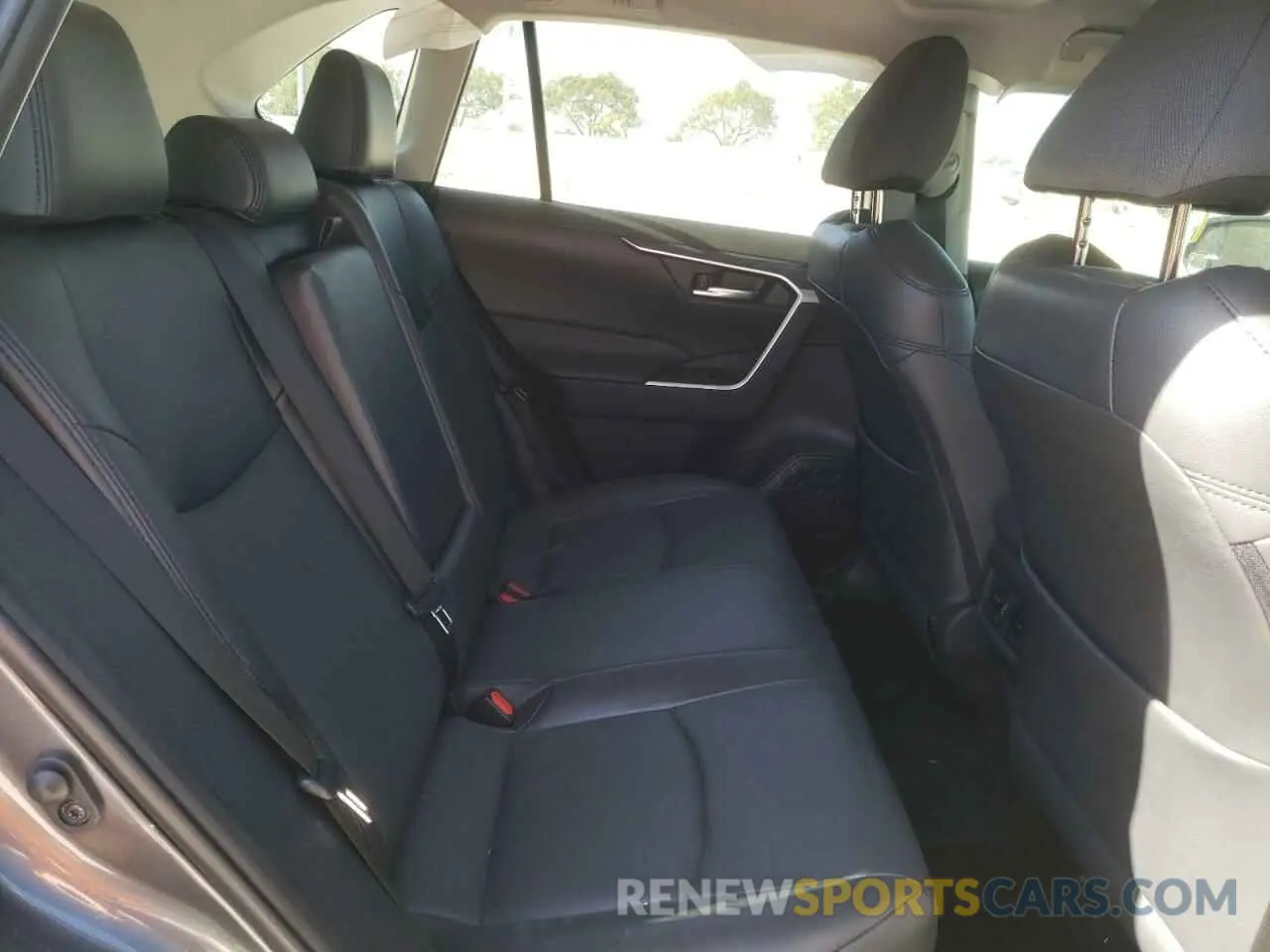 6 fotografías del automóvil dañado 2T3W1RFV5LC033978 TOYOTA RAV4 2020
