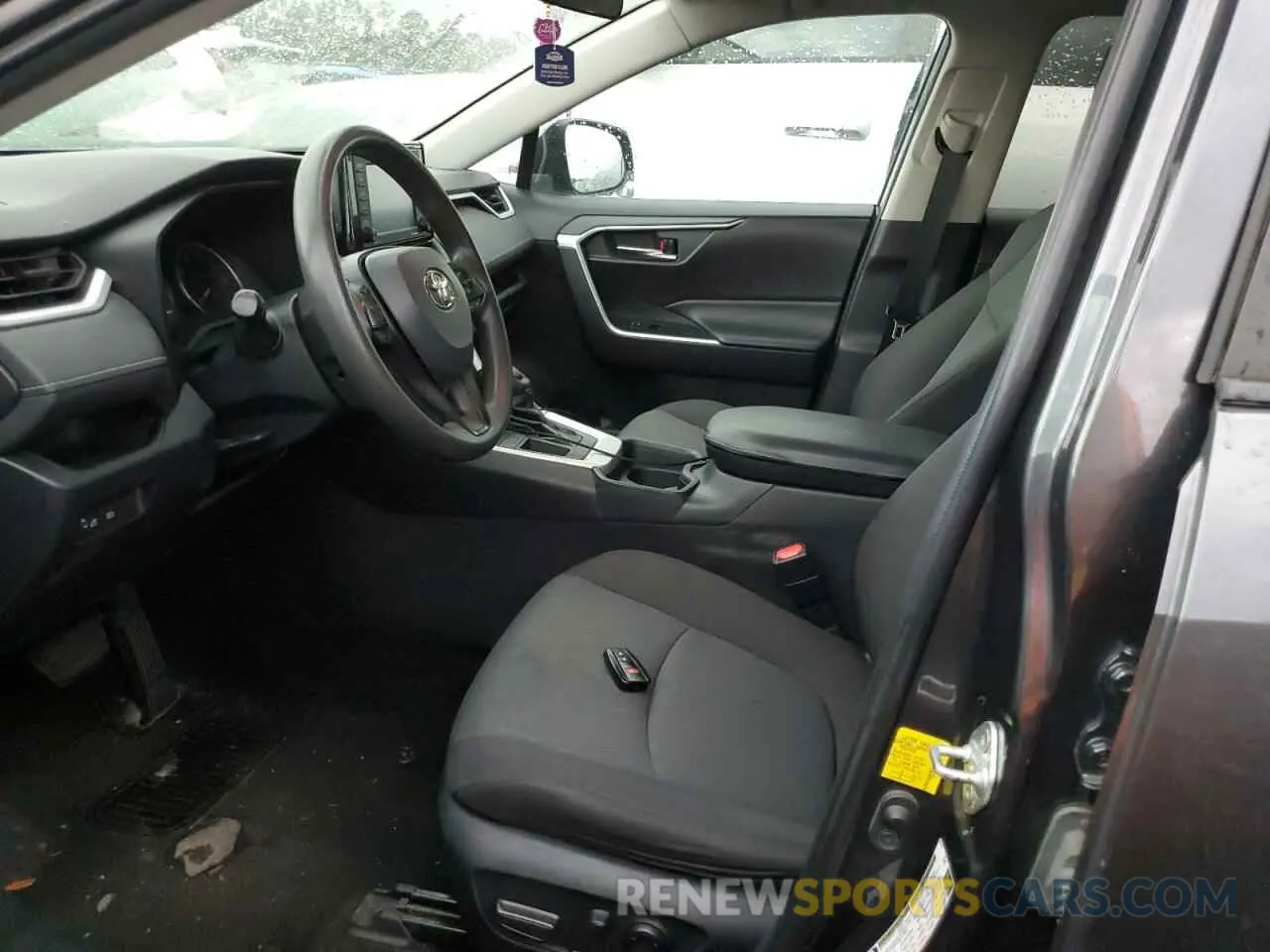 7 fotografías del automóvil dañado 2T3W1RFV5LC053213 TOYOTA RAV4 2020
