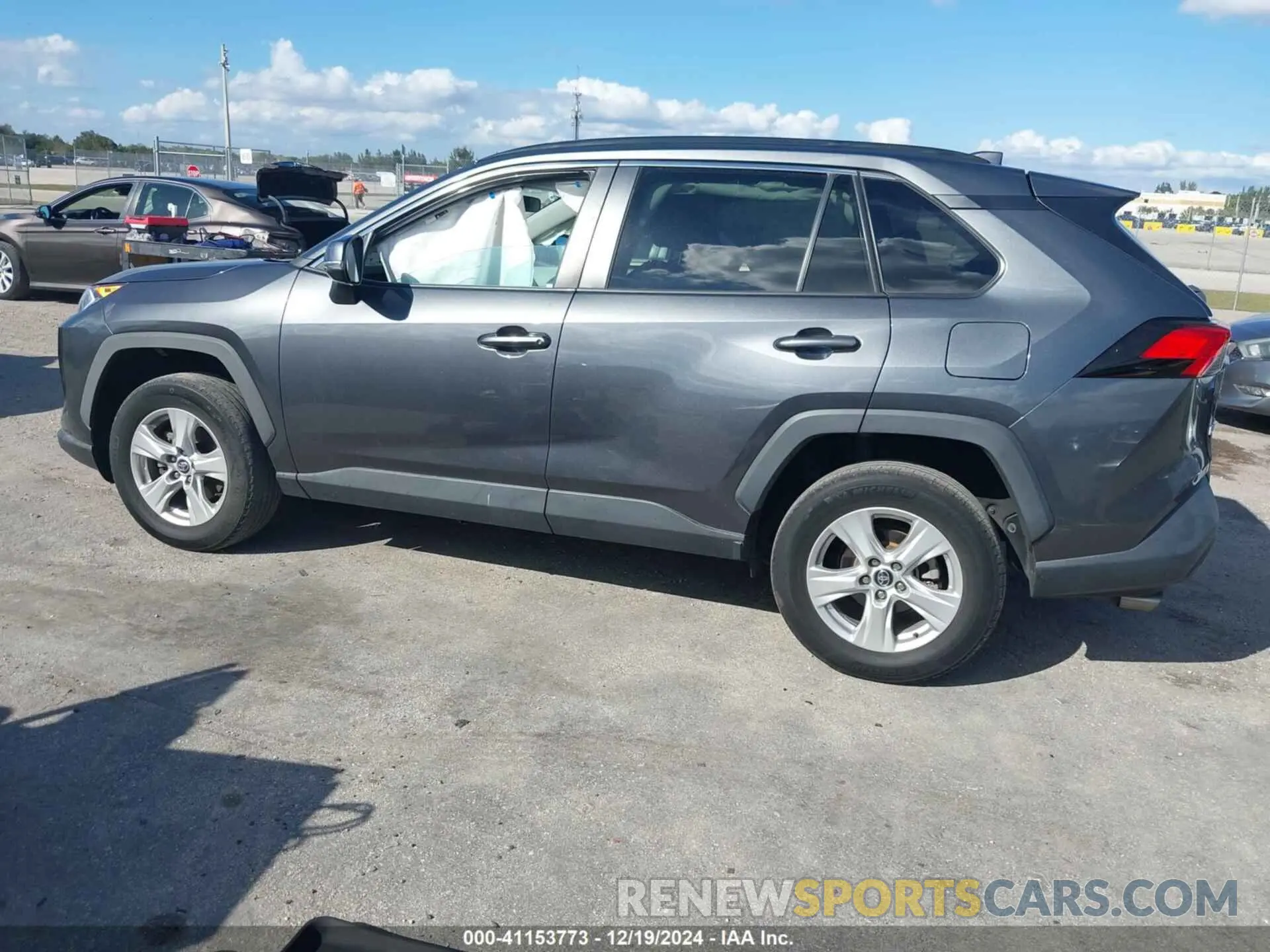 3 fotografías del automóvil dañado 2T3W1RFV5LC074062 TOYOTA RAV4 2020