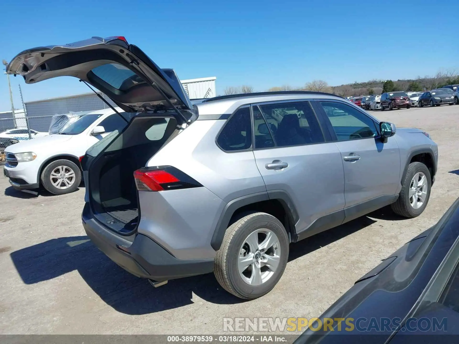 4 fotografías del automóvil dañado 2T3W1RFV5LC079035 TOYOTA RAV4 2020