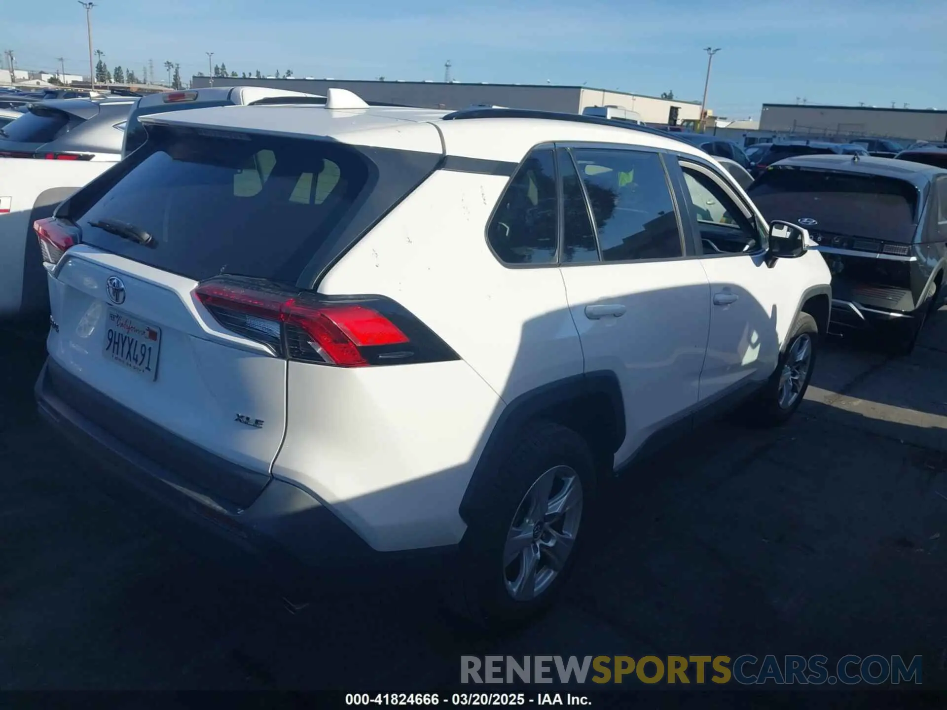 4 fotografías del automóvil dañado 2T3W1RFV6LC055116 TOYOTA RAV4 2020