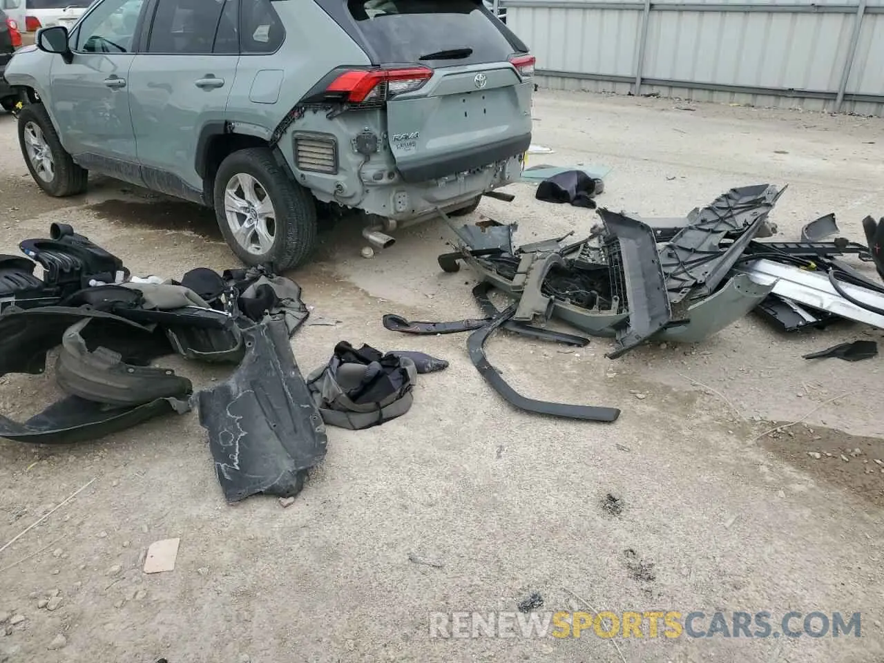 13 fotografías del automóvil dañado 2T3W1RFV7LC043878 TOYOTA RAV4 2020