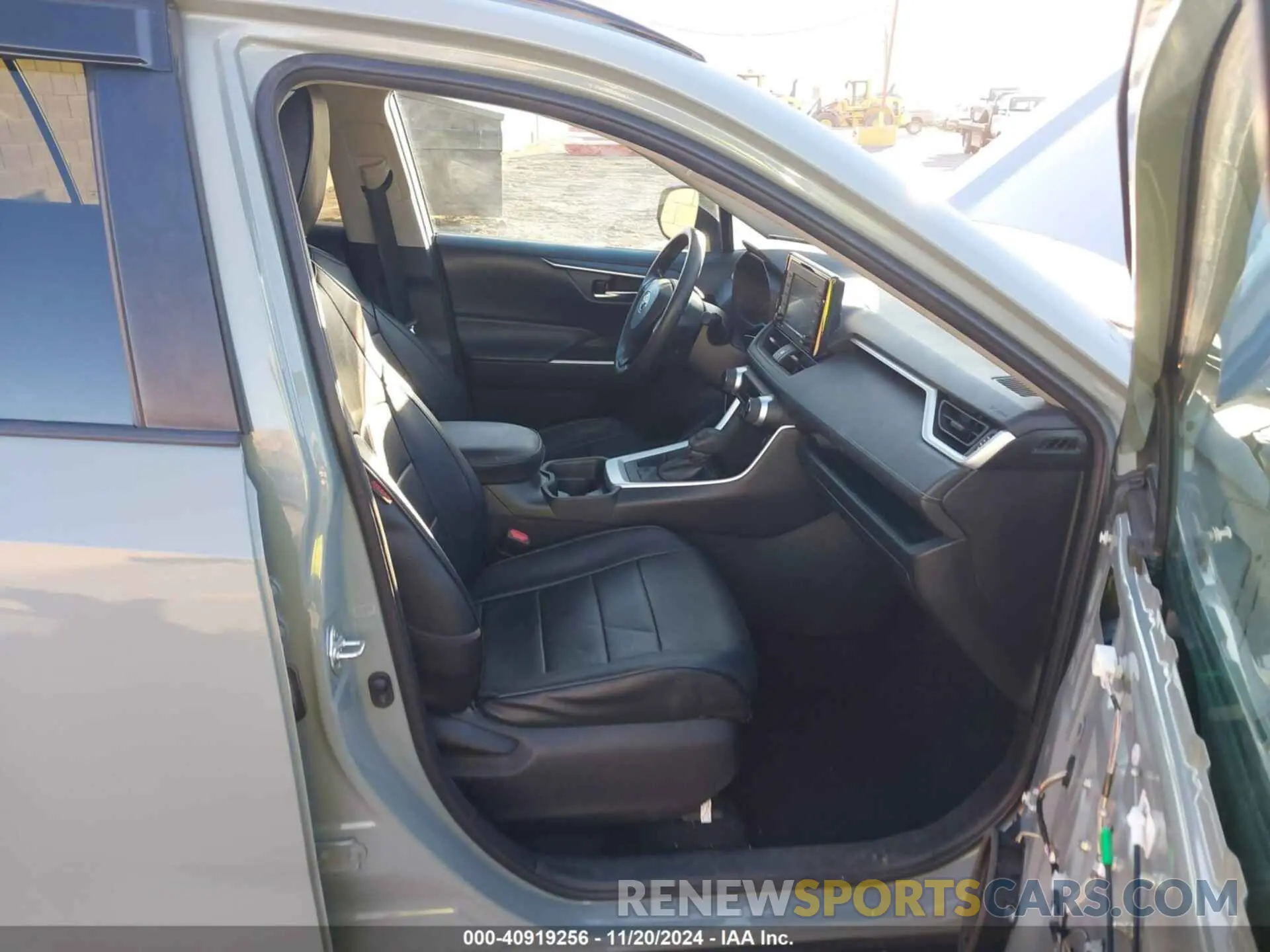 5 fotografías del automóvil dañado 2T3W1RFV7LC045954 TOYOTA RAV4 2020