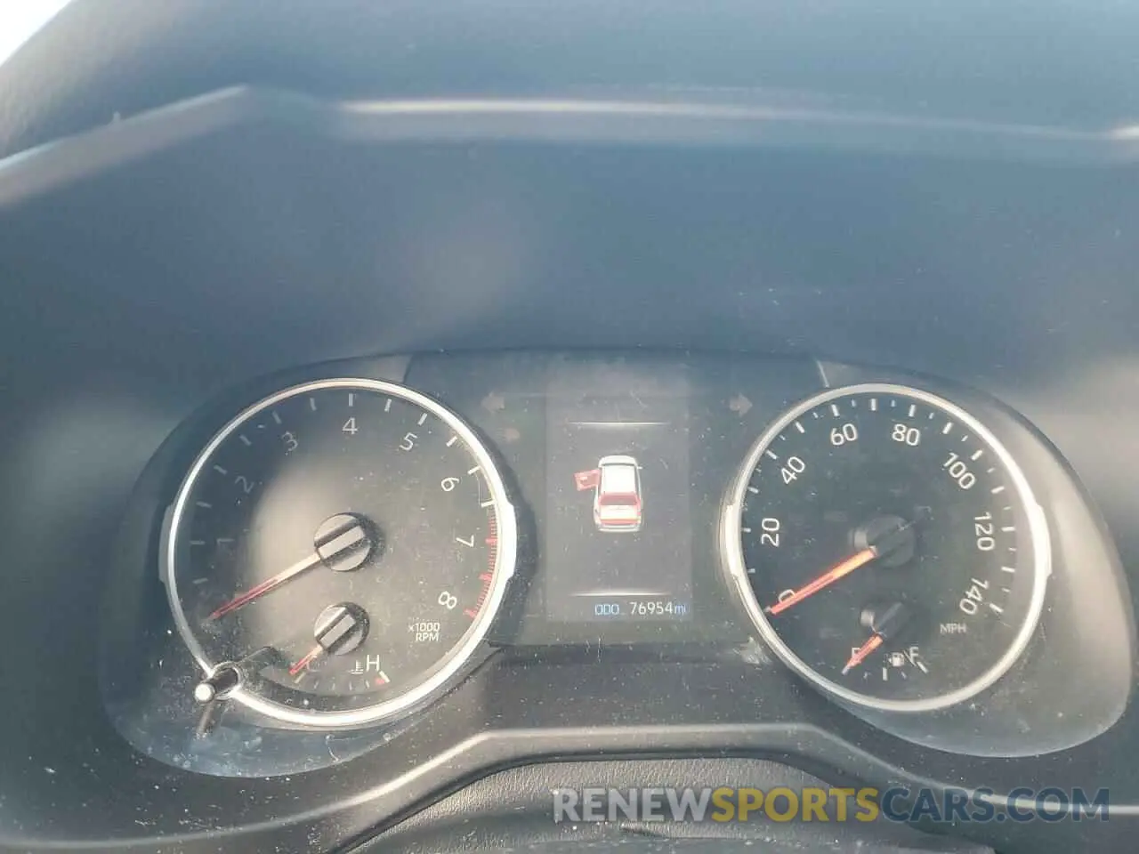 9 fotografías del automóvil dañado 2T3W1RFV7LC056372 TOYOTA RAV4 2020
