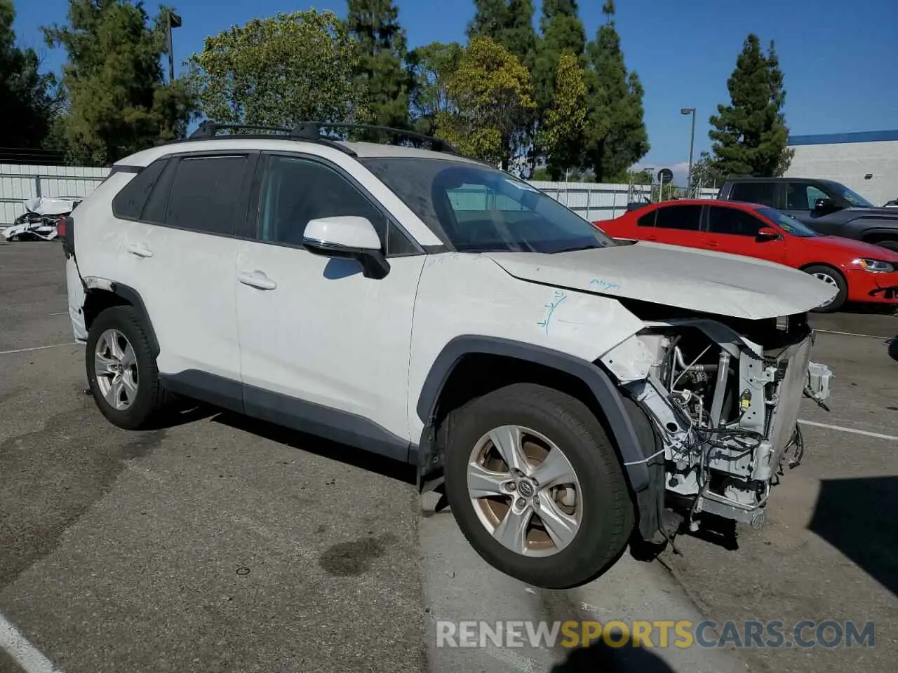 4 fotografías del automóvil dañado 2T3W1RFV7LW062168 TOYOTA RAV4 2020