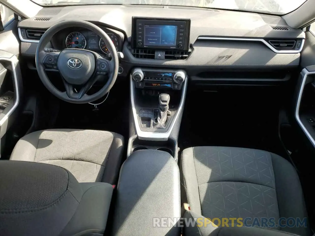 8 fotografías del automóvil dañado 2T3W1RFV7LW062168 TOYOTA RAV4 2020