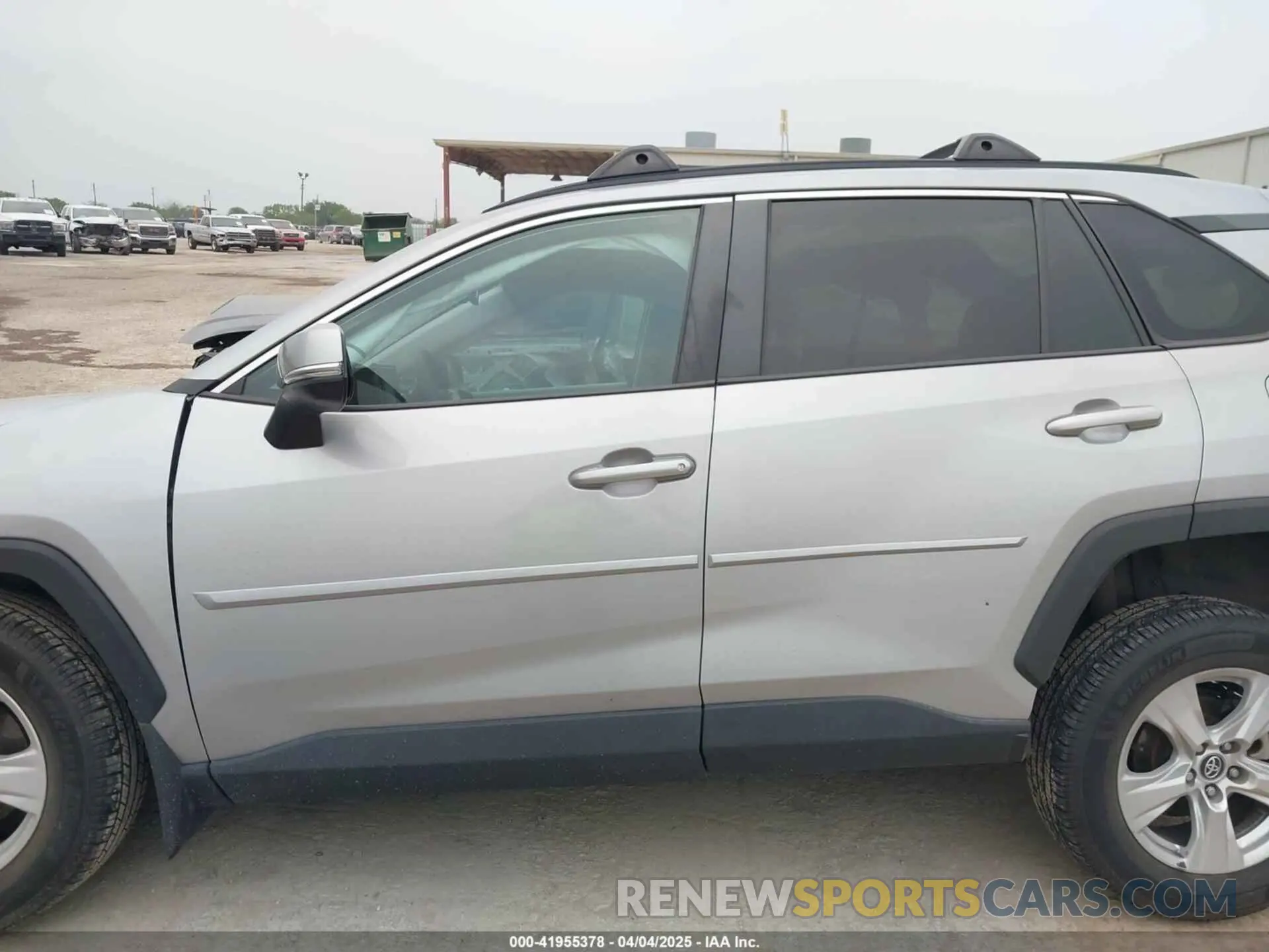 13 fotografías del automóvil dañado 2T3W1RFV9LC044725 TOYOTA RAV4 2020