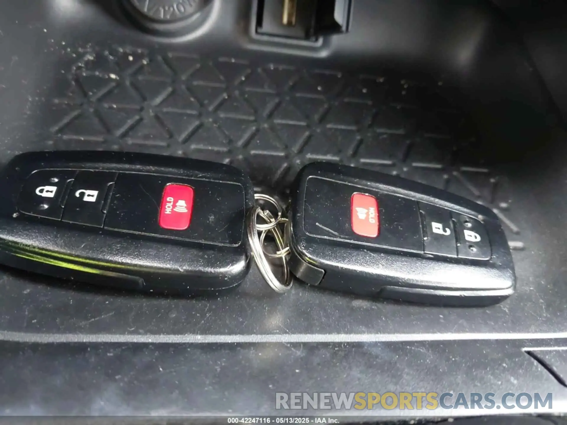 11 fotografías del automóvil dañado 2T3W1RFV9LW096242 TOYOTA RAV4 2020