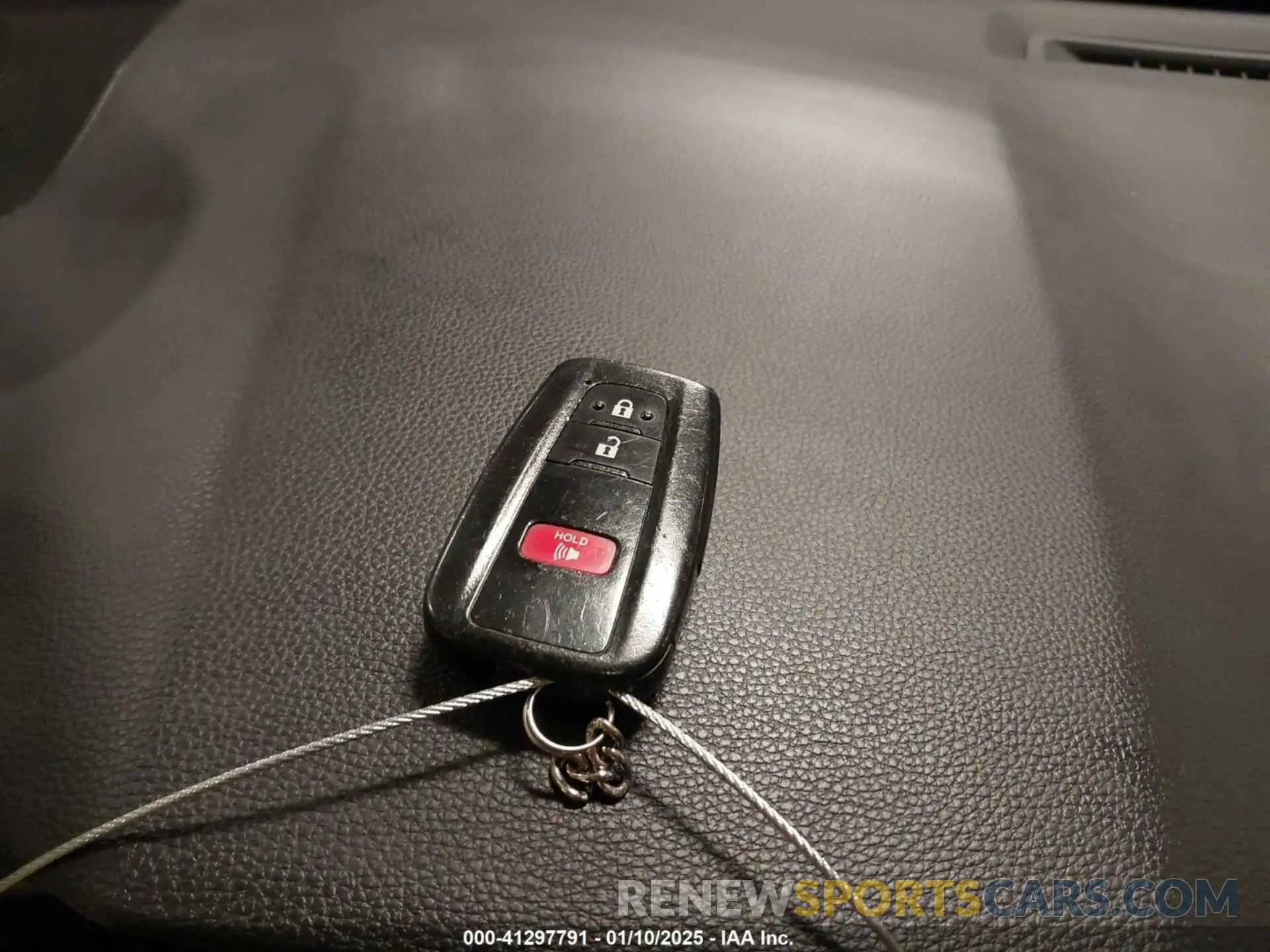 11 fotografías del automóvil dañado 2T3W1RFVXLC037931 TOYOTA RAV4 2020