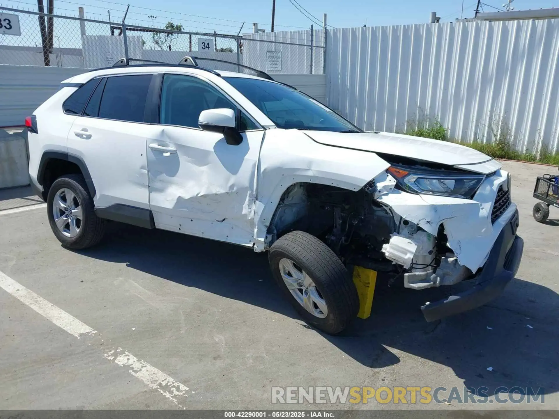 1 fotografías del automóvil dañado 2T3W1RFVXLC040120 TOYOTA RAV4 2020