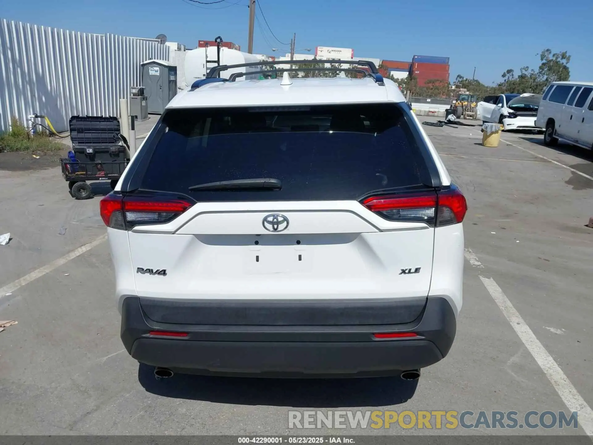 17 fotografías del automóvil dañado 2T3W1RFVXLC040120 TOYOTA RAV4 2020