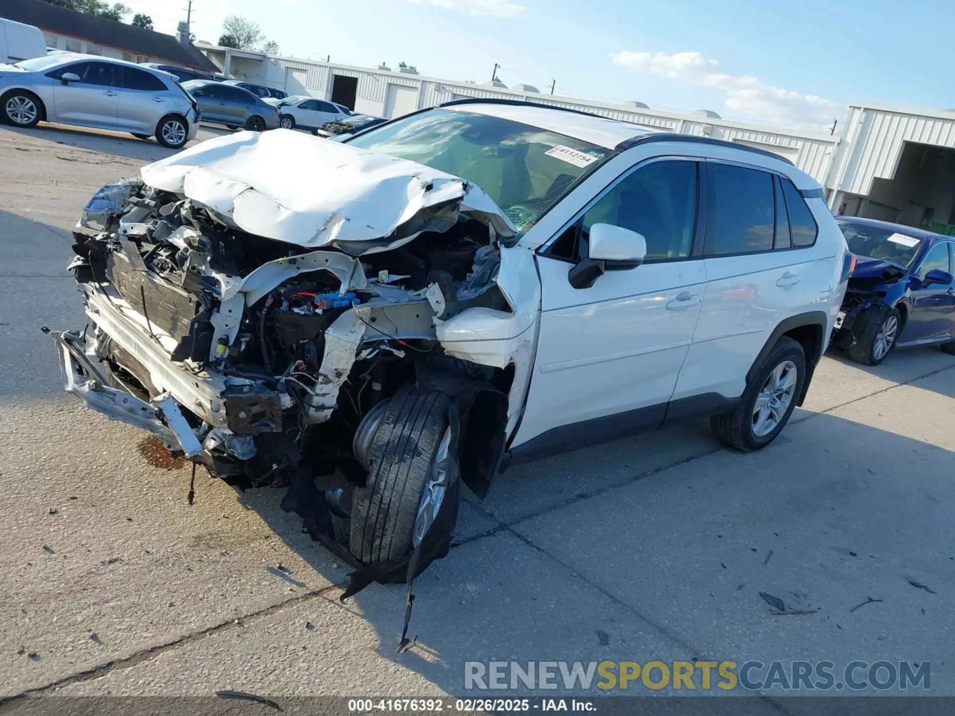 2 fotografías del automóvil dañado 2T3W1RFVXLC050470 TOYOTA RAV4 2020