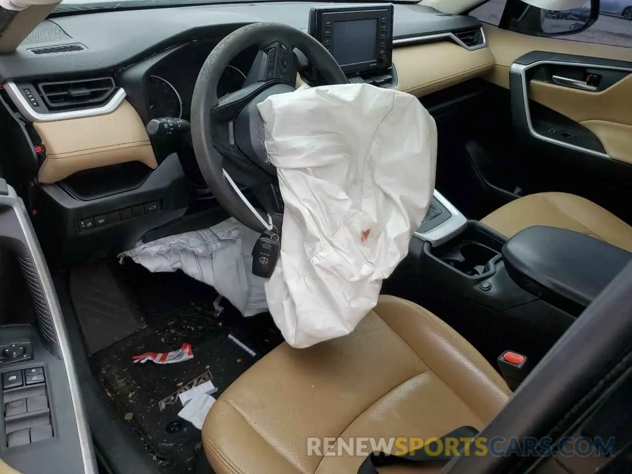 8 fotografías del automóvil dañado 2T3W1RFVXLC069553 TOYOTA RAV4 2020