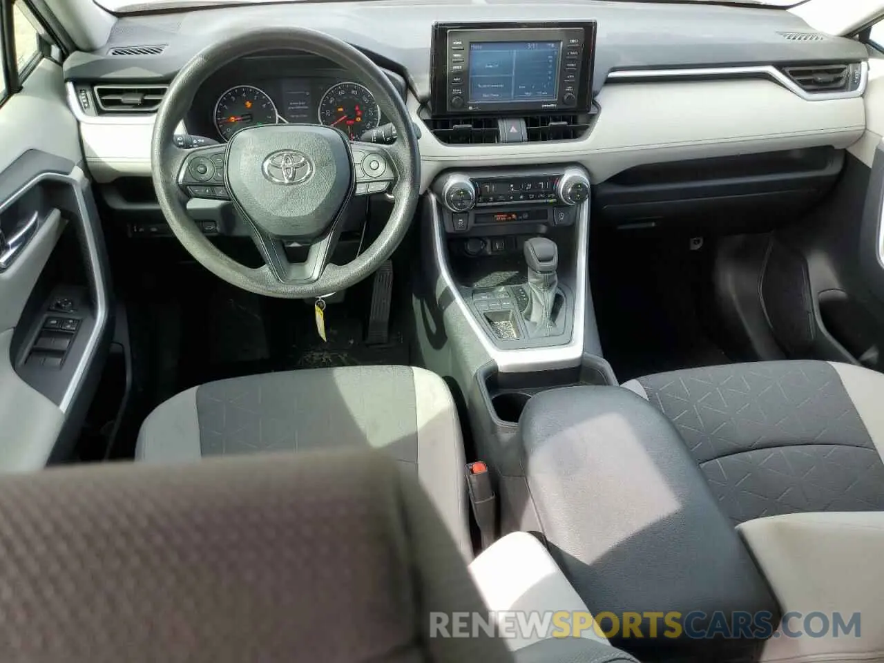 8 fotografías del automóvil dañado 2T3W1RFVXLC069813 TOYOTA RAV4 2020