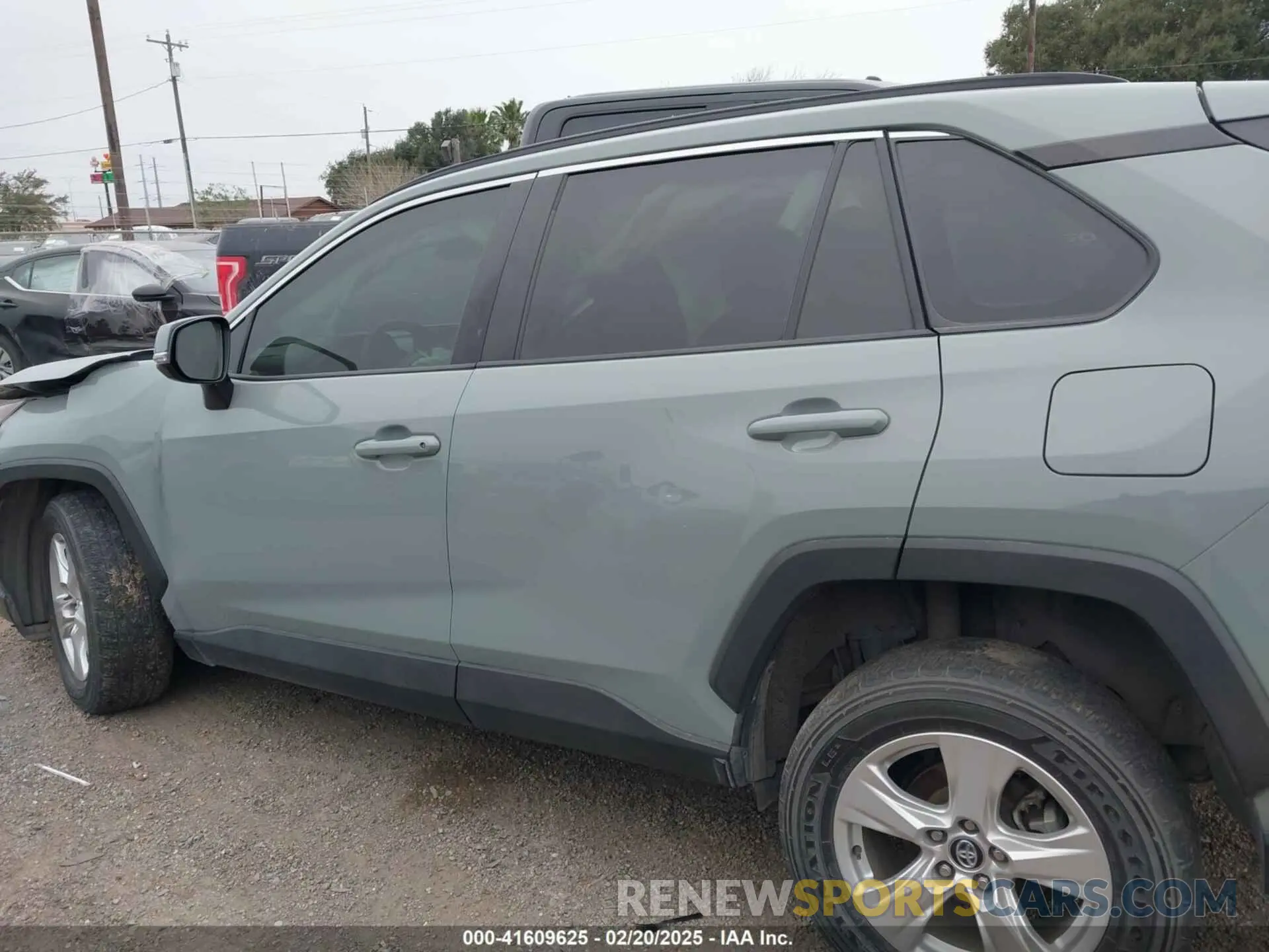 13 fotografías del automóvil dañado 2T3W1RFVXLW076954 TOYOTA RAV4 2020