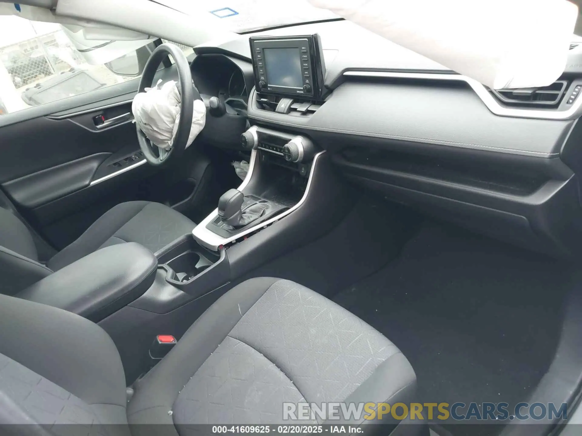5 fotografías del automóvil dañado 2T3W1RFVXLW076954 TOYOTA RAV4 2020