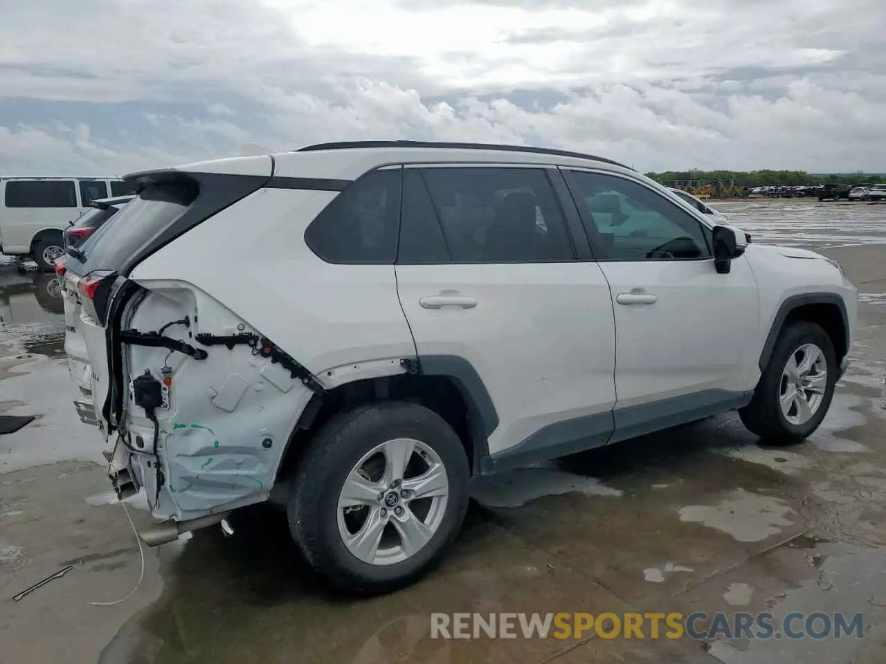 3 fotografías del automóvil dañado 2T3W1RFVXLW090269 TOYOTA RAV4 2020