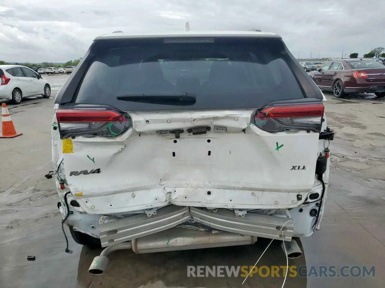 6 fotografías del automóvil dañado 2T3W1RFVXLW090269 TOYOTA RAV4 2020