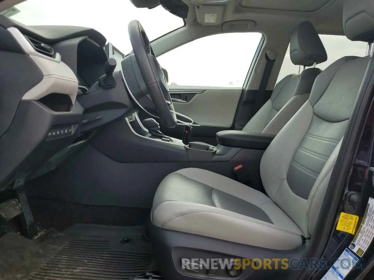 7 fotografías del automóvil dañado 4T3DWRFV8LU010251 TOYOTA RAV4 2020