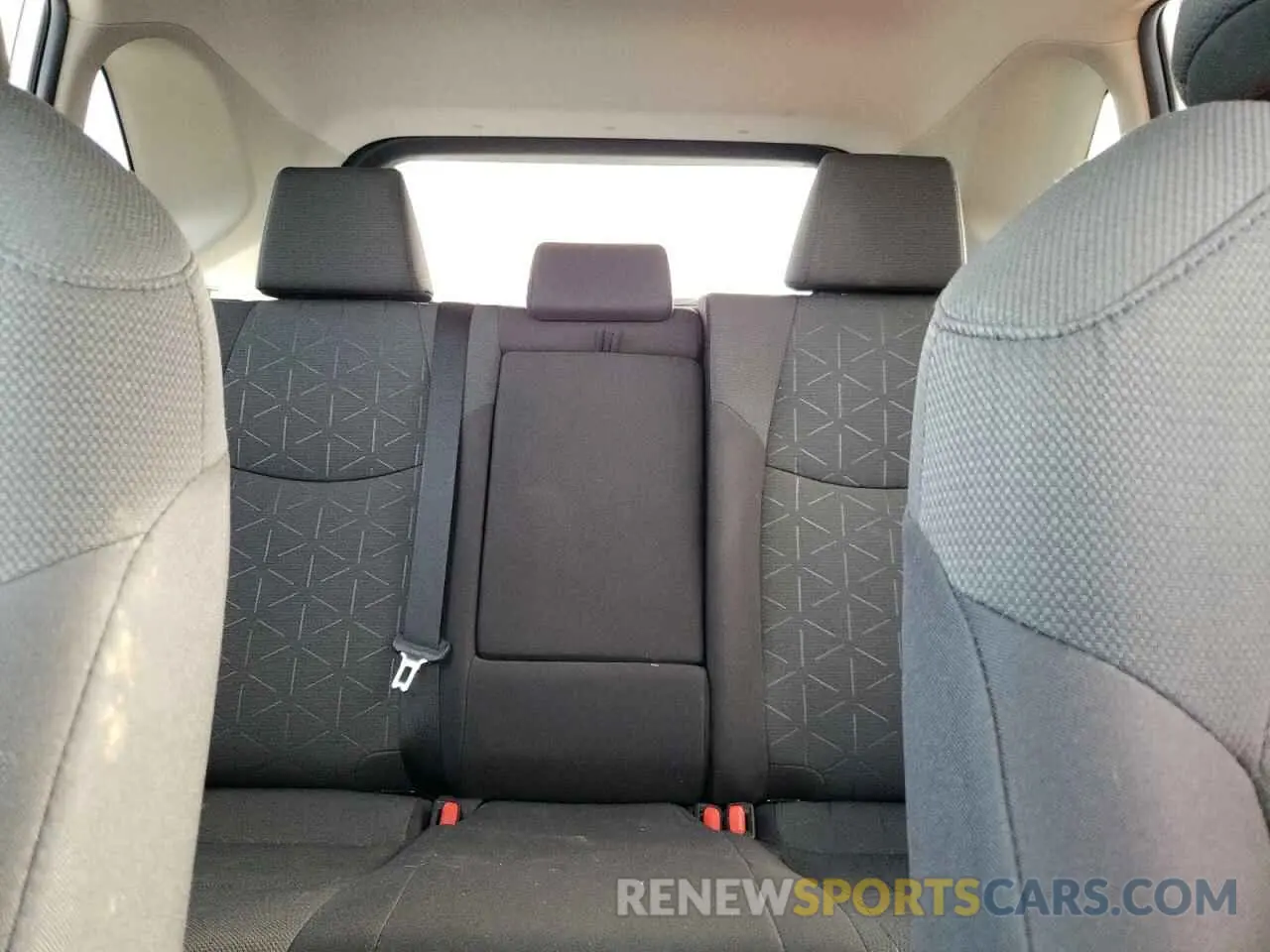 10 fotografías del automóvil dañado 4T3R6RFV5LU002615 TOYOTA RAV4 2020