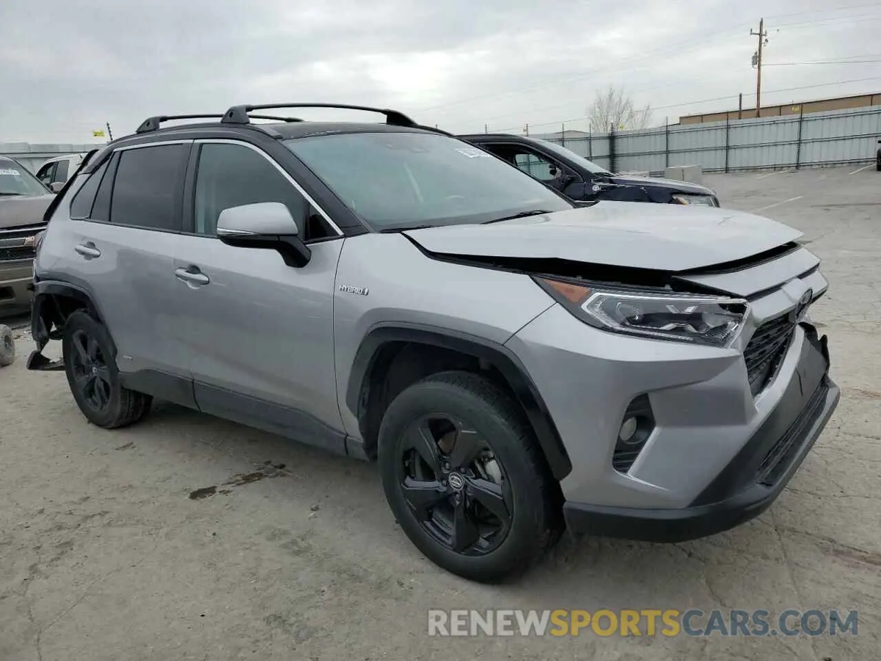 4 fotografías del automóvil dañado 4T3R6RFV9LU003783 TOYOTA RAV4 2020