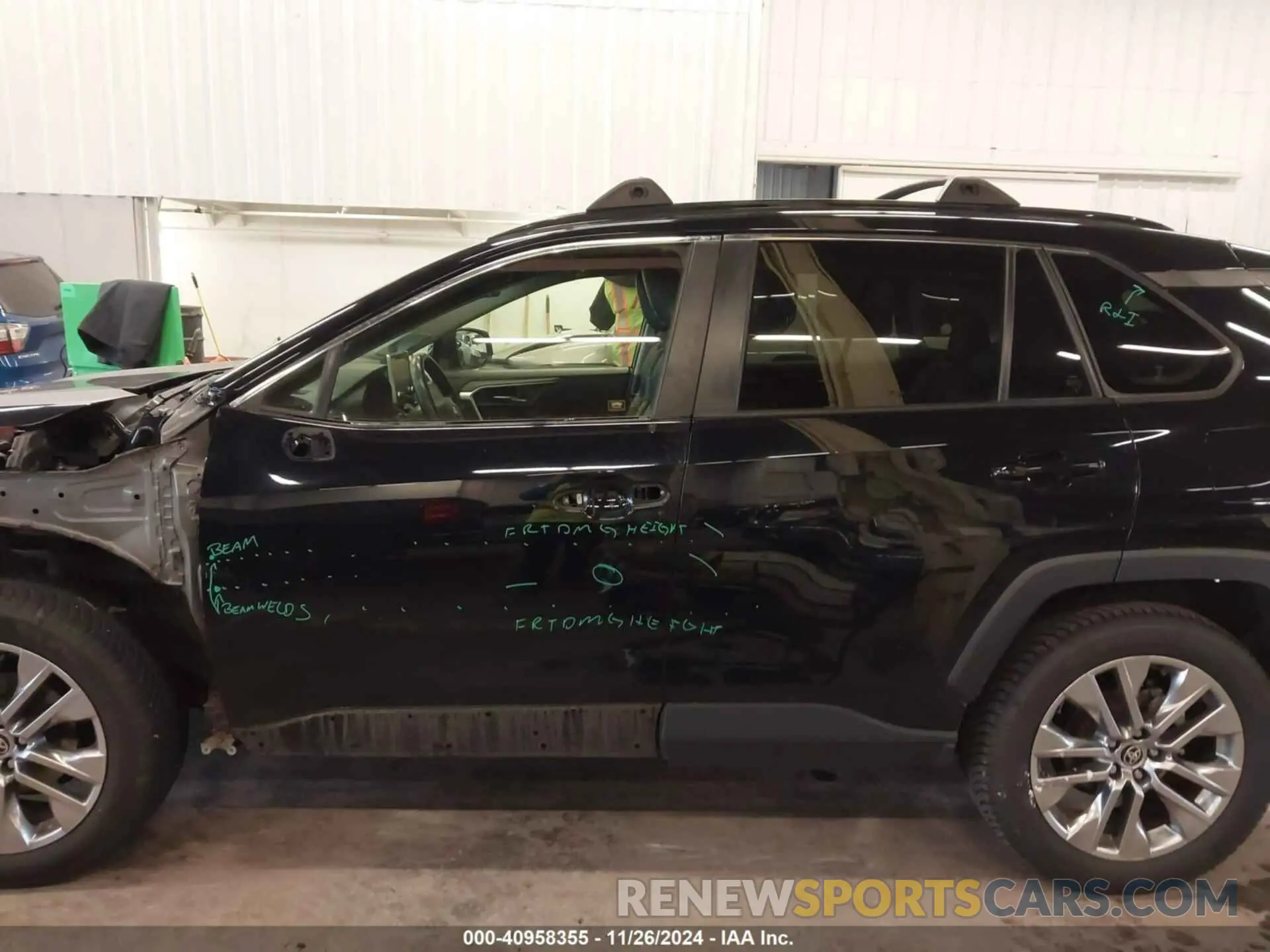15 fotografías del automóvil dañado JTMA1RFV1LJ036044 TOYOTA RAV4 2020