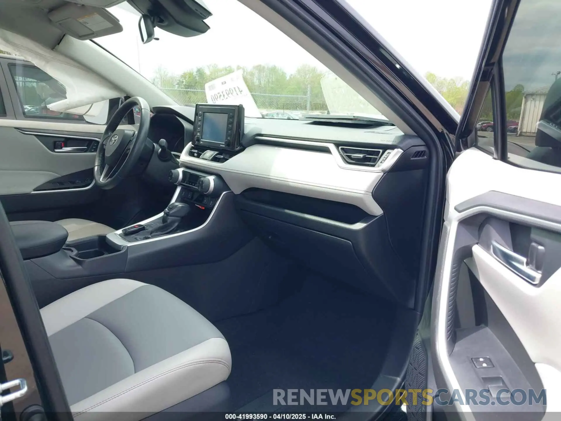 5 fotografías del automóvil dañado JTMA1RFV8LD061781 TOYOTA RAV4 2020