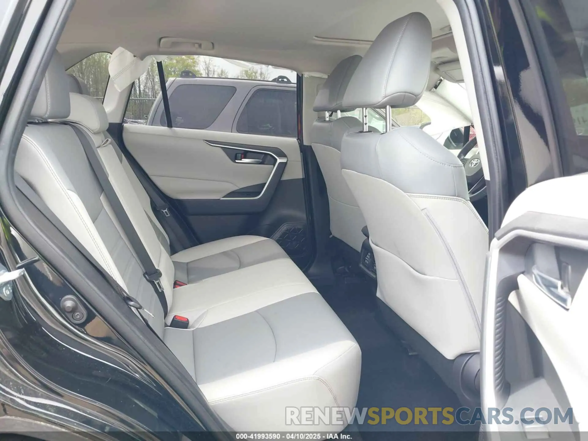 8 fotografías del automóvil dañado JTMA1RFV8LD061781 TOYOTA RAV4 2020