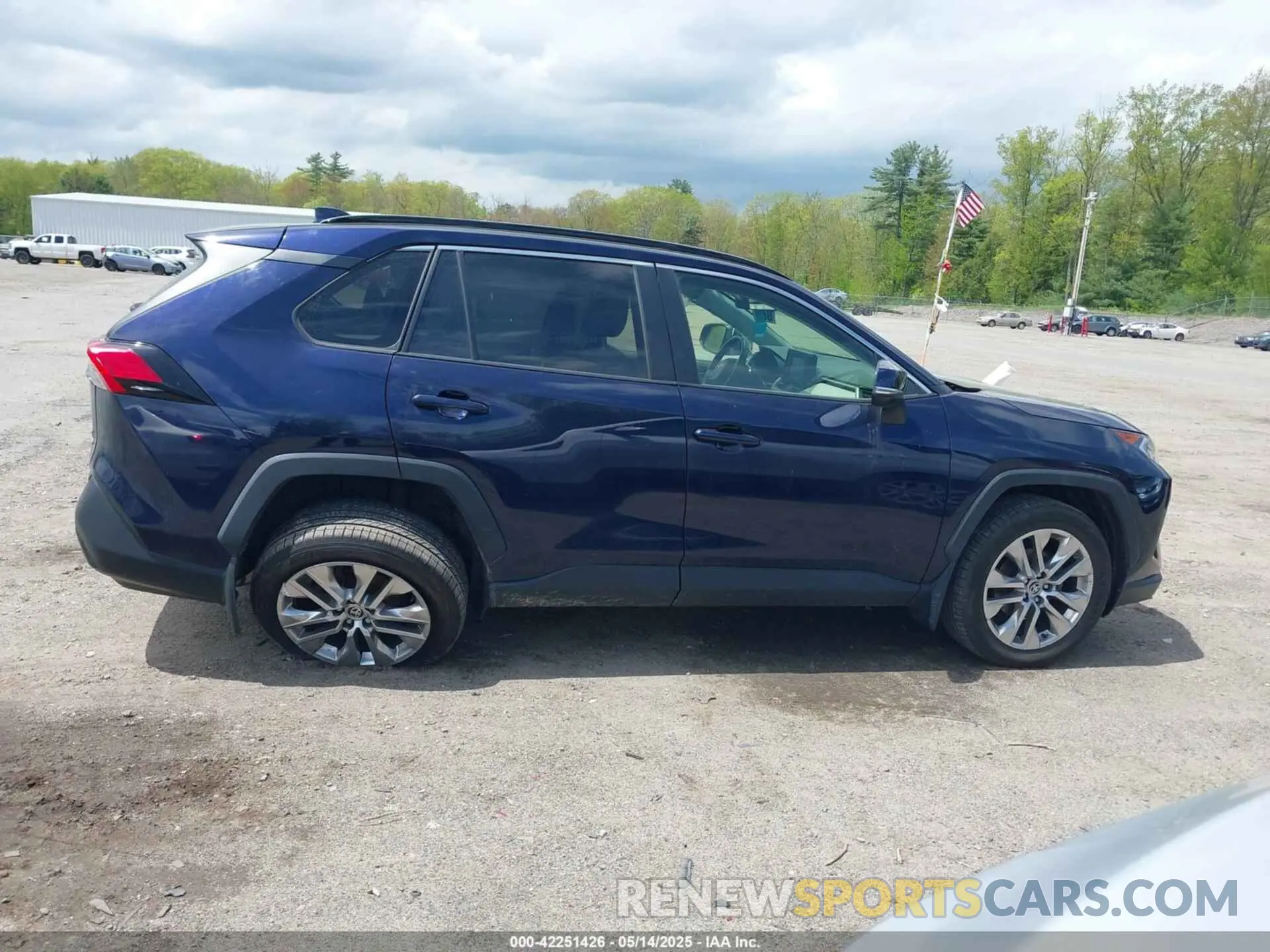 14 fotografías del automóvil dañado JTMA1RFV9LD067850 TOYOTA RAV4 2020