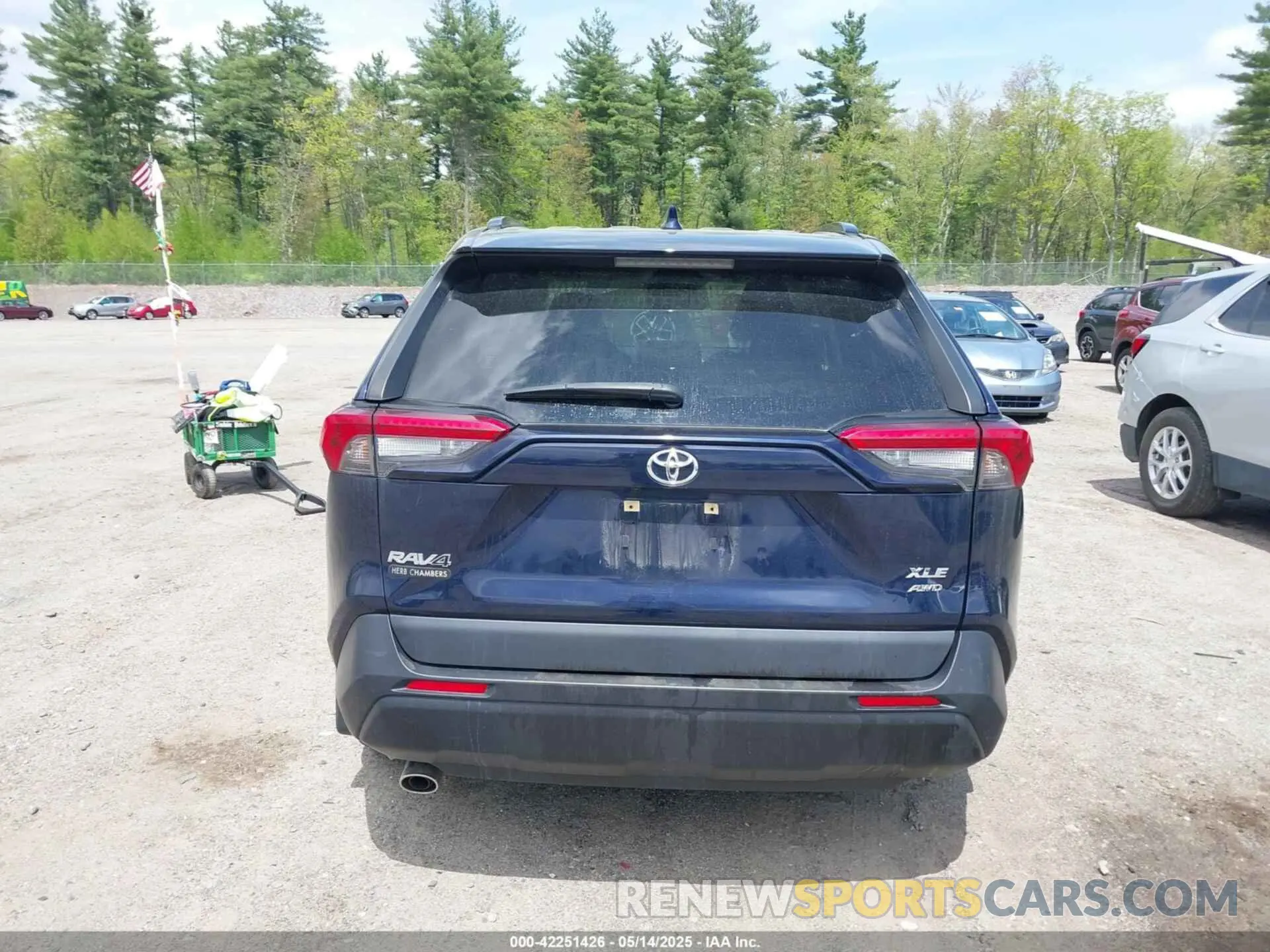 17 fotografías del automóvil dañado JTMA1RFV9LD067850 TOYOTA RAV4 2020