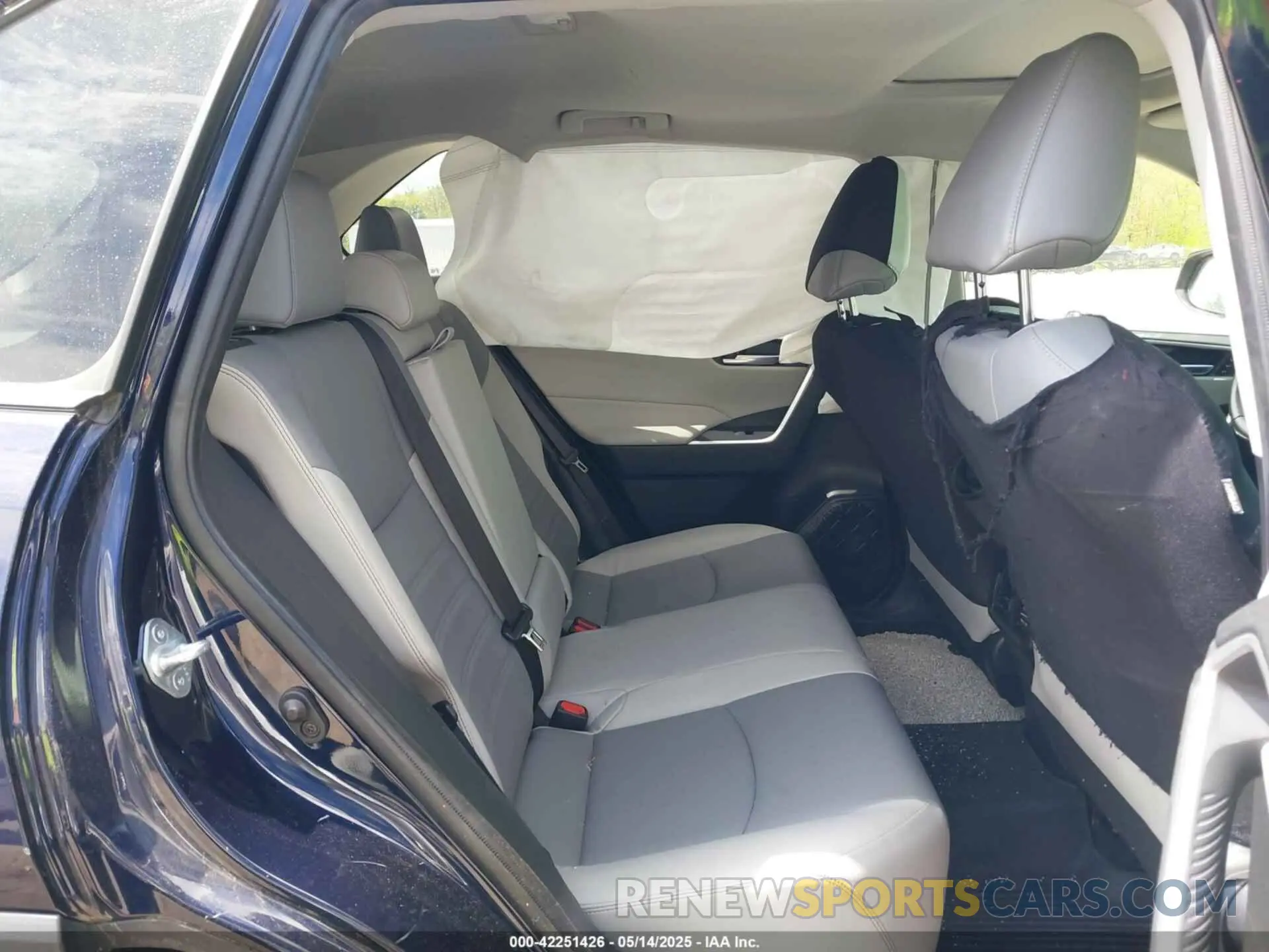 8 fotografías del automóvil dañado JTMA1RFV9LD067850 TOYOTA RAV4 2020