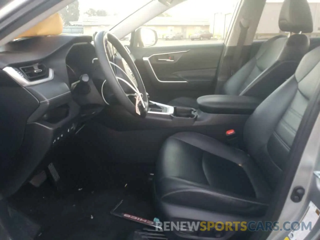 5 fotografías del automóvil dañado JTMC1RFV0LJ020457 TOYOTA RAV4 2020