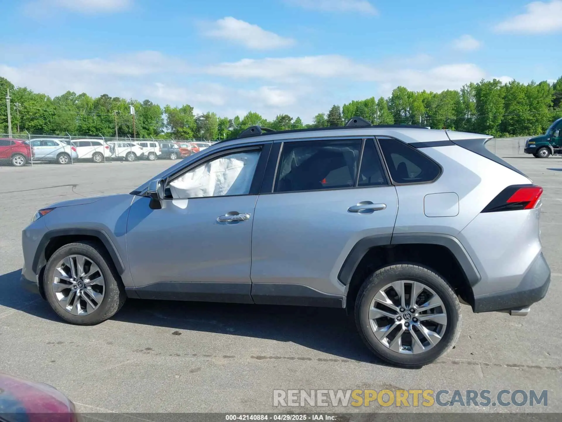 14 fotografías del automóvil dañado JTMC1RFV5LD519088 TOYOTA RAV4 2020