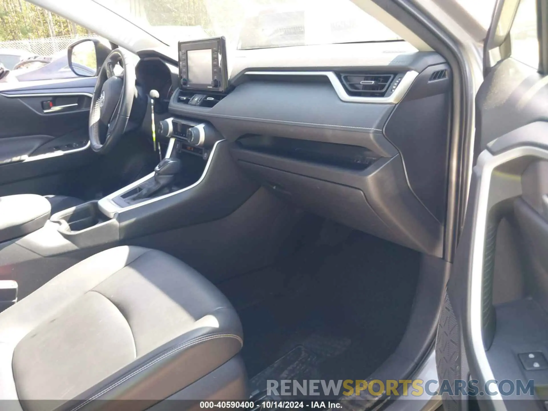 5 fotografías del automóvil dañado JTMC1RFV7LD517603 TOYOTA RAV4 2020