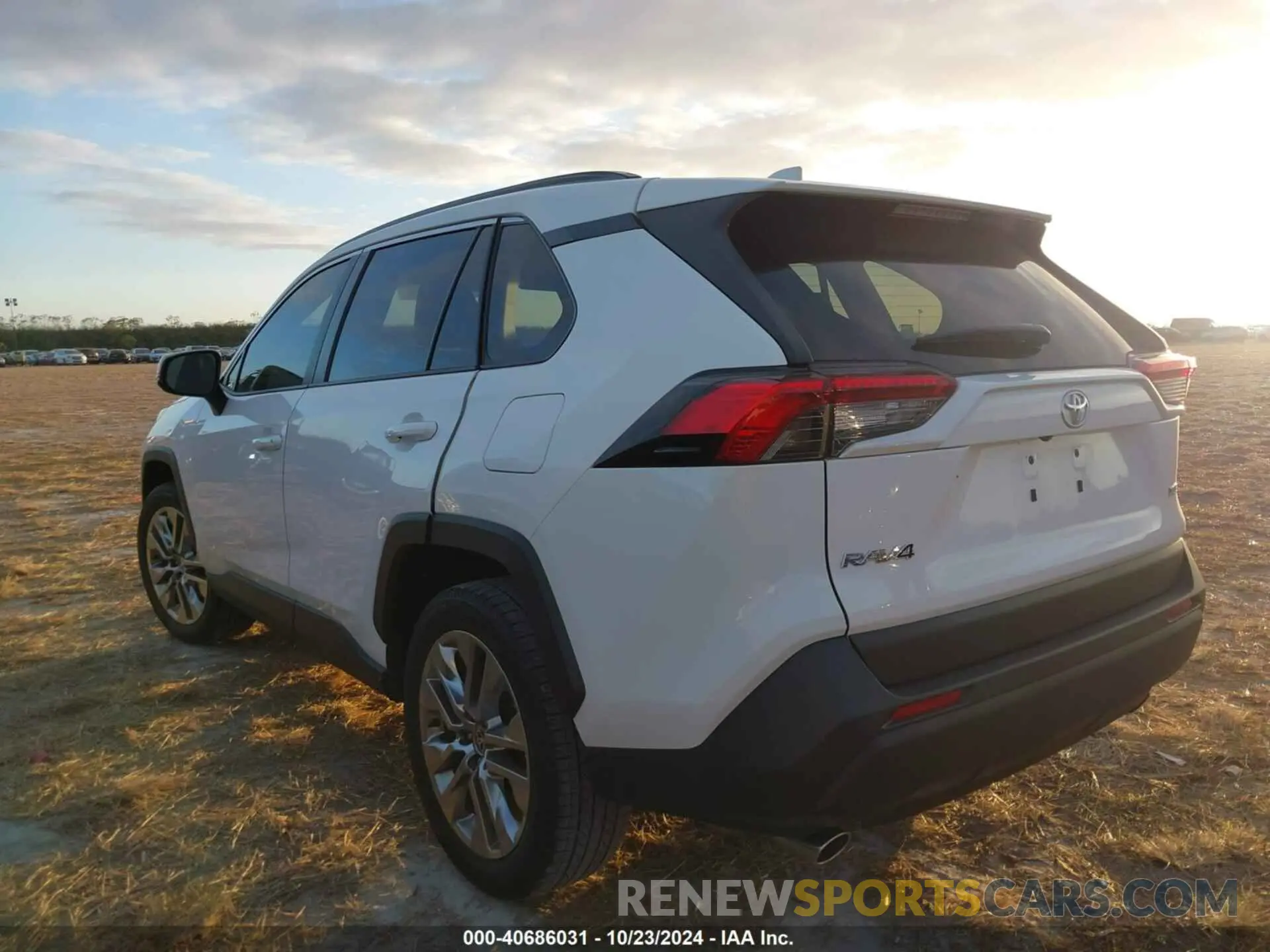 3 fotografías del automóvil dañado JTMC1RFVXLD517529 TOYOTA RAV4 2020