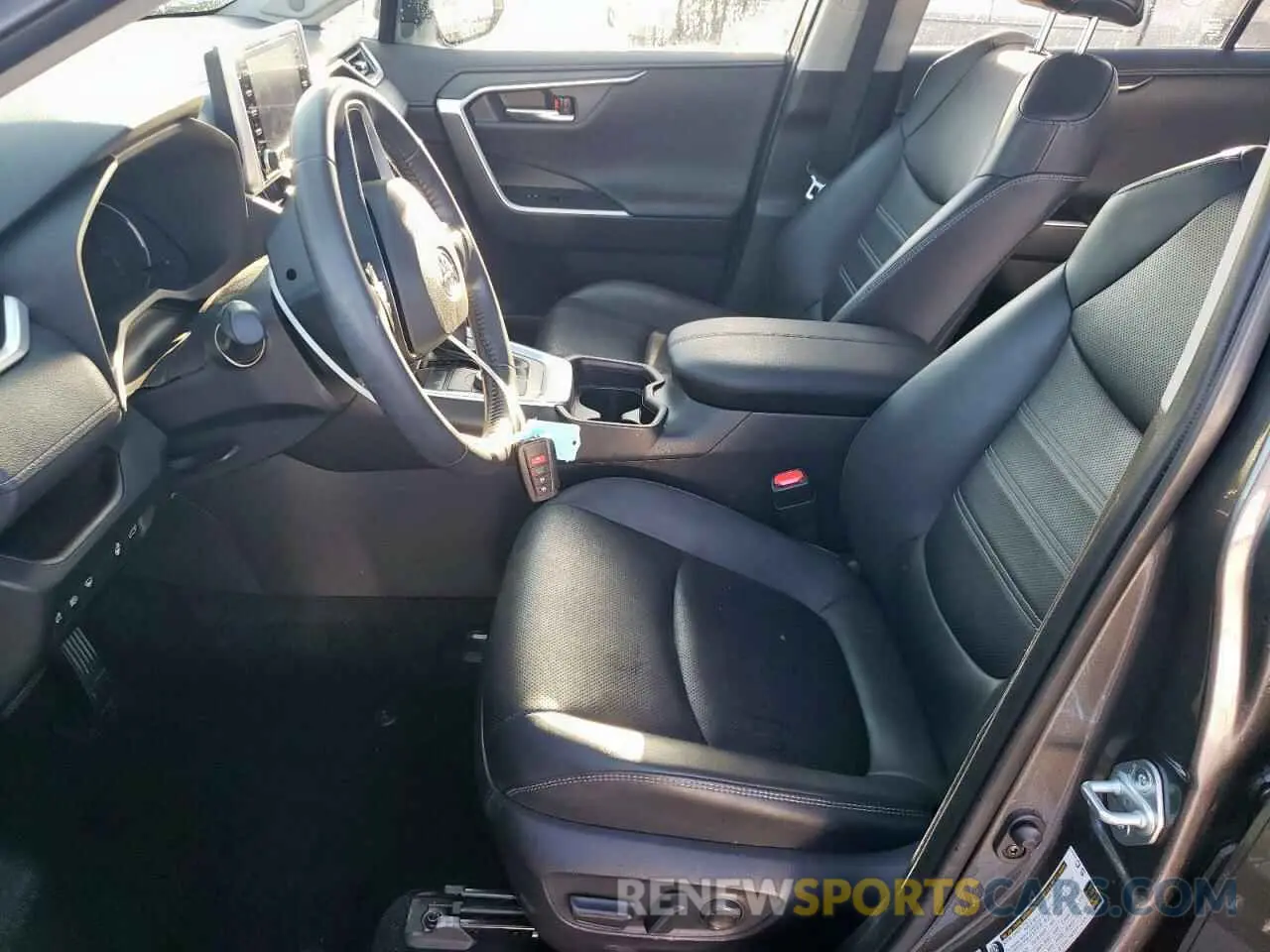 7 fotografías del automóvil dañado JTMDWRFV5LD069318 TOYOTA RAV4 2020