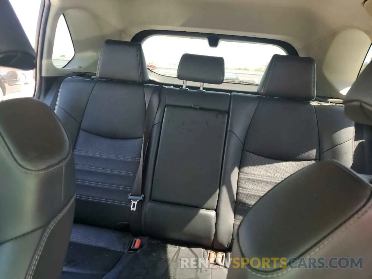 10 fotografías del automóvil dañado JTMDWRFV6LJ048608 TOYOTA RAV4 2020